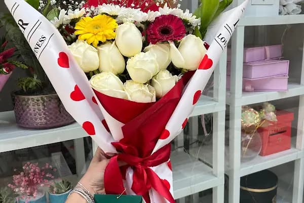 Efram Çiçekçilik Sındırgı - Çiçekçi - Balıkesir Karesi
