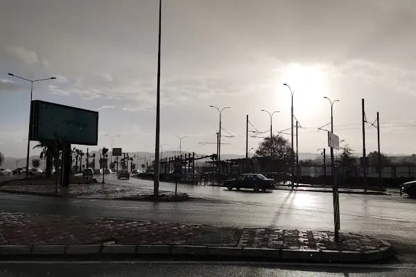 Üçkuyular Tramvay Durağı - Büyük Şehir Tren Şirketi - İzmir Beydağ