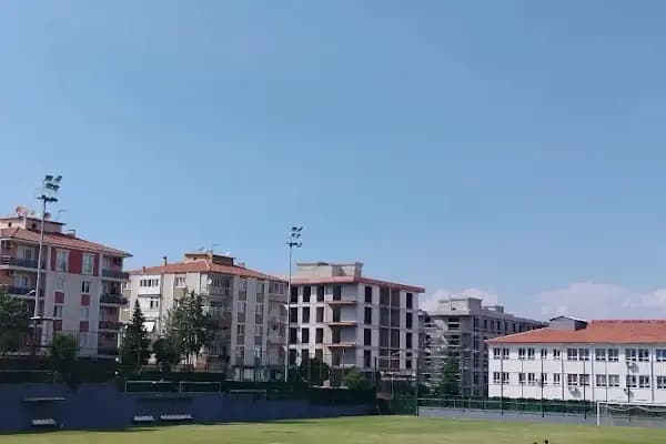 Manisa Büyükşehir Belediyesi Halil Onultmaklı Spor Tesisleri - Spor Kulübü - Manisa Manisa