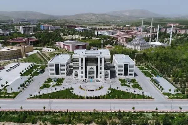 Selçuk Üniversitesi - Üniversite - Konya Selçuklu