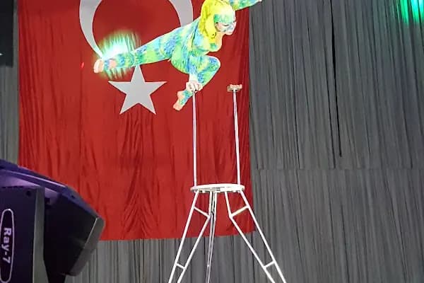 Bağcılar Adalet Turan Spor Salonu - Spor salonu - İstanbul Adalar