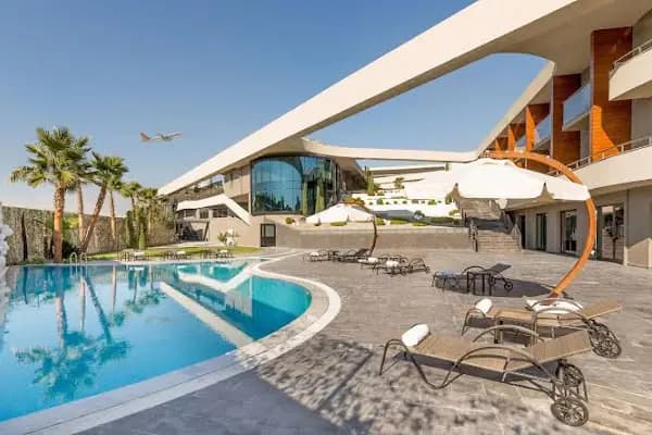DoubleTree by Hilton İzmir Airport - Otel - İzmir Gaziemir