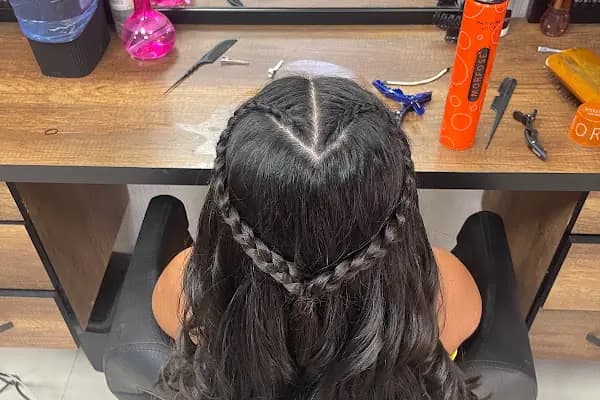 Burcu Yılmaz HAİR AND BEAUTY SALON - Kuaför - Kocaeli İzmit