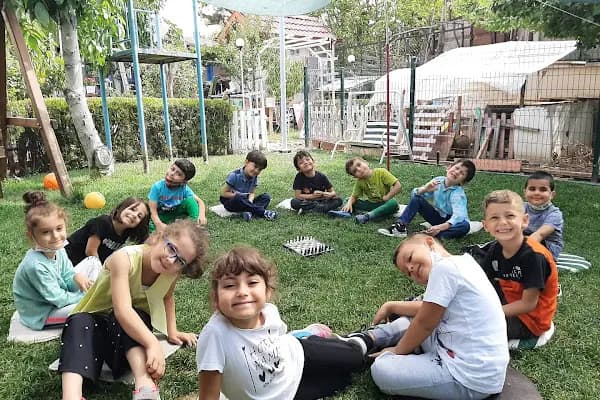 Harikalar Diyarı Neslihan Kreş ve Gündüz Bakımevi - Anaokulu - Konya Karatay