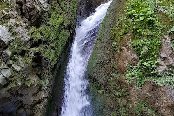Hayriye köyü şelalesi - Turistik Yer - Bursa Mudanya
