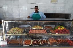 Öz Saray Döner