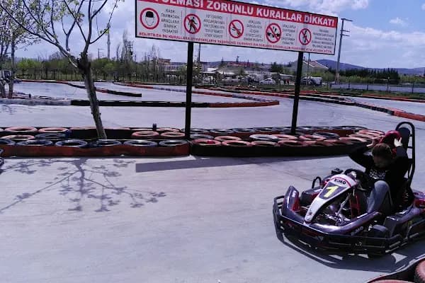 GrandPrix Go Kart kafe Restorant - Eğlence Merkezi - Konya Akşehir