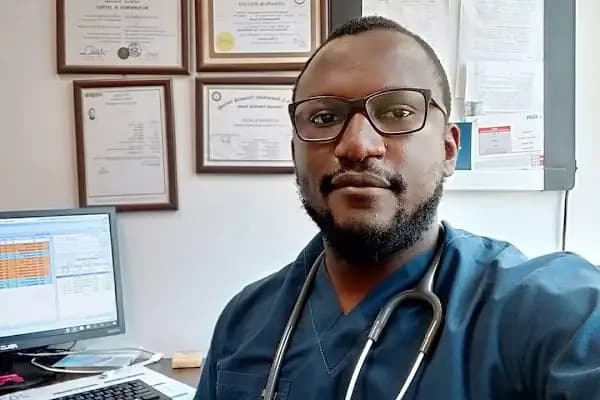 Uzm. Dr. Muhammed B. Jaiteh, İç Hastalıkları Uzmanı - Doktor - Antalya Alanya