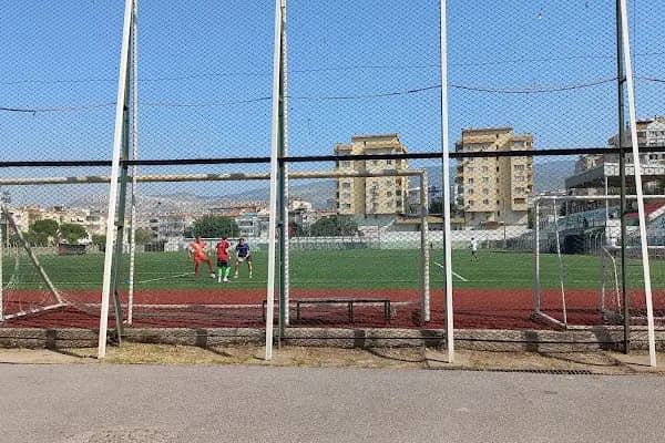 Bornova Belediyesi Şehir Stadı - Spor salonu - İzmir Aliağa