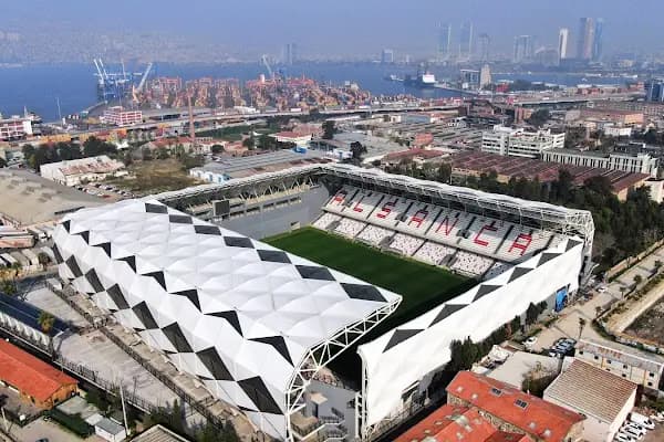 Alsancak Mustafa Denizli Stadyumu - Stadyum - İzmir Balçova