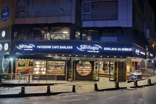 Antepli Şerifoğlu baklavaları Arnavutköy Şubesi - Tatlıcı - İstanbul Arnavutköy