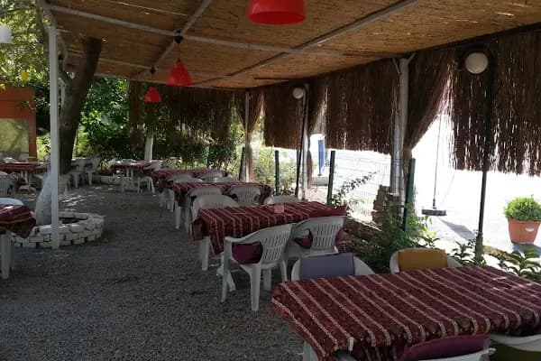 kaynaklar köyün delisi kahvaltı salonu - Kahvaltı restoranı - İzmir Buca