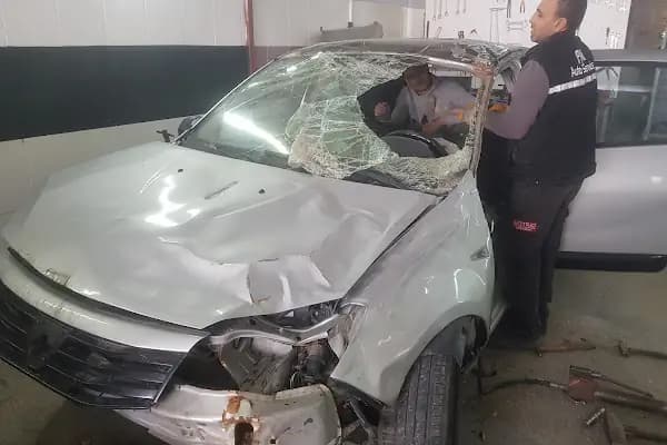 Doğan Oto Hasar Onarım Servisi - Oto Tamirhanesi - İzmir Buca