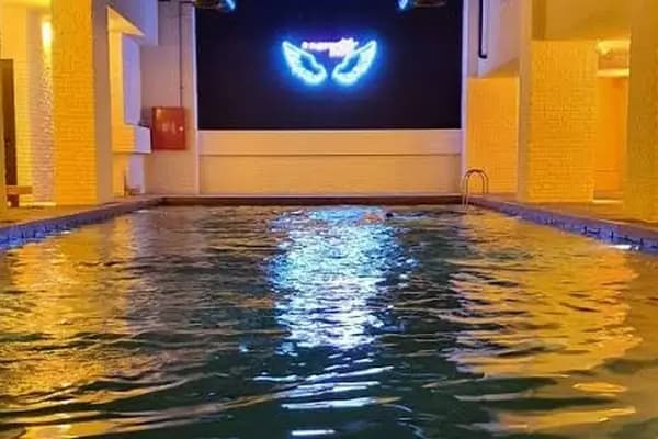 Avrupa Yüzme Kursu - Yüzme havuzu - İstanbul Üsküdar