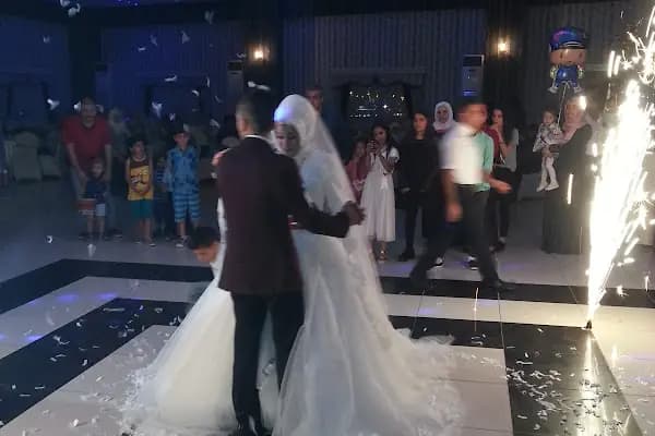 Zana Düğün ve Konferans Salonu - Düğün Hizmeti - Diyarbakır Bağlar