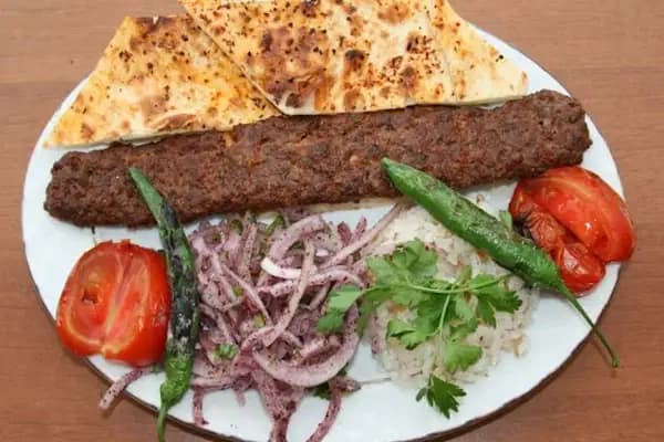 Meşhur Kebap Salonu - Kebap Restoranı - Şanlıurfa Birecik