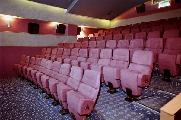 Sinema Lara - Sinema Salonu - Trabzon Ortahisar