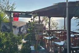 Viranbag Cafe