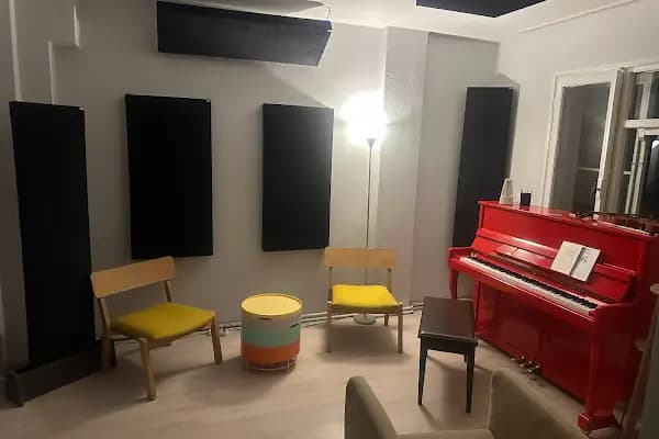 Müzik Sınıfı Sanat Merkezi - Müzik Okulu - İstanbul Kartal