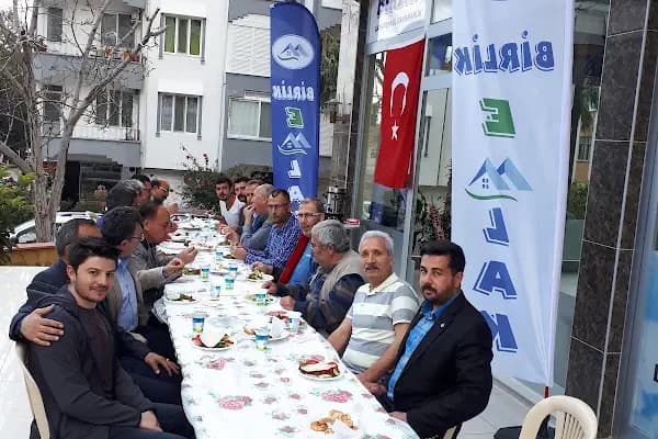 BİRLİK EMLAK GAYRİMENKUL DANIŞMANLIK - Kurumsal Ofis - Mersin Akdeniz
