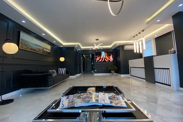 Estetik ve Plastik Cerrahi Merkezi - Esteaura - Estetik Cerrahi Kliniği - İstanbul Şişli