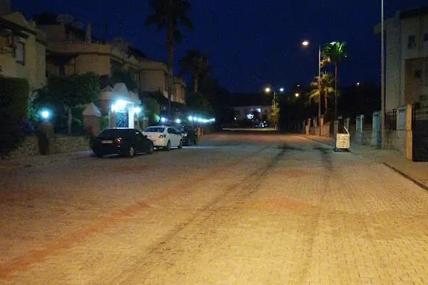 Irmak Eczanesi - Eczane İçeren İşletme - Antalya Alanya