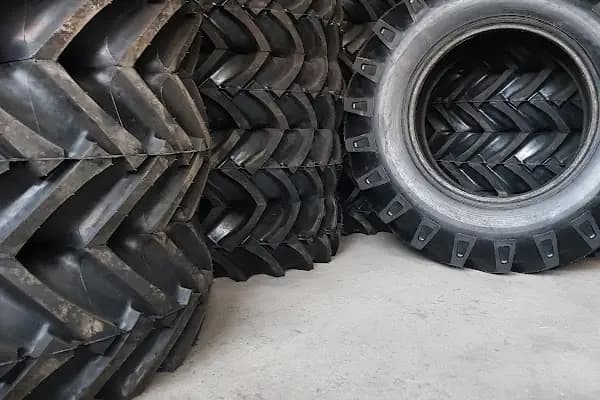 AHLAS LASTİK KAPLAMA - Oto Lastik Dükkanı - Konya Selçuklu