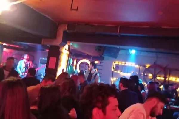Bios - Bar - İzmir Buca
