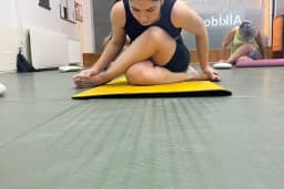 Bayraklı Pilates ve Yoga