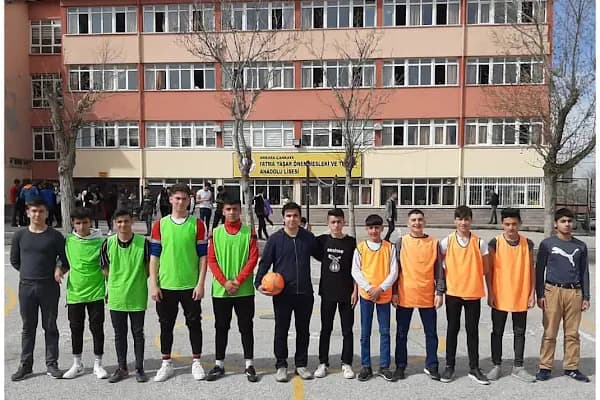 ANKARA - ÇANKAYA - FATMA YAŞAR ÖNEN MESLEKİ VE TEKNİK ANADOLU LİSESİ - Okul - Ankara Çankaya