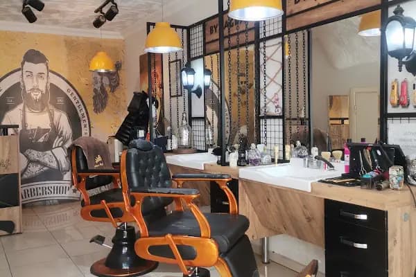 Salon By Cağdas Erkek Berberi - Berber Dükkanı - İzmir Balçova