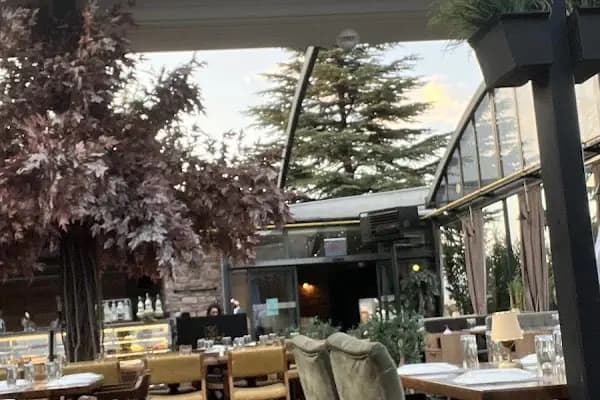 Aura Cafe &amp; Patisserie - Restoran - Eskişehir Mihalgazi