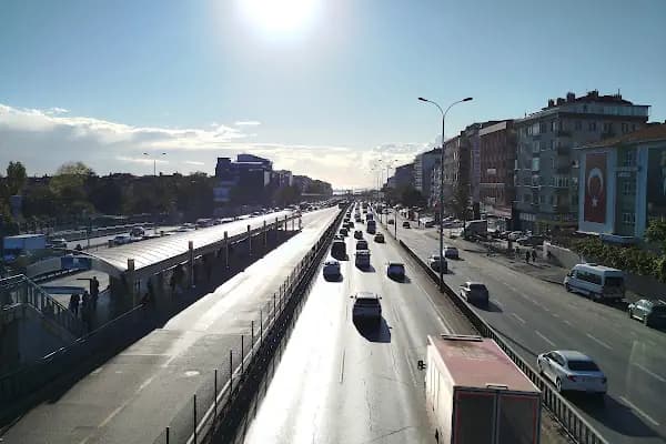 Avcılar Metrobüs - Otobüs Durağı - İstanbul Avcılar