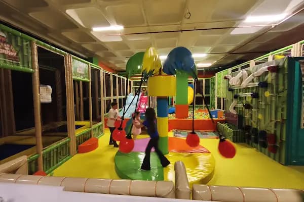 Monkey Jungle Ispartakule - Oyun/Eğlence Merkezi - İstanbul Kadıköy