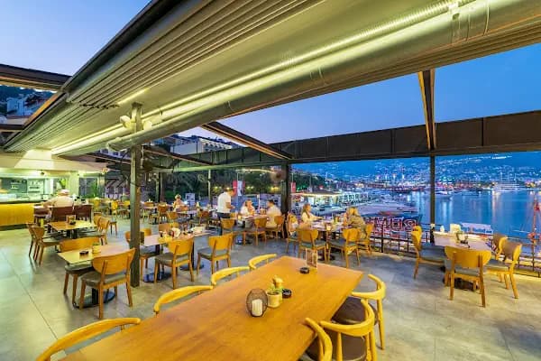 Picasso Restaurant &amp; Bar - Restoran - Antalya Döşemealtı
