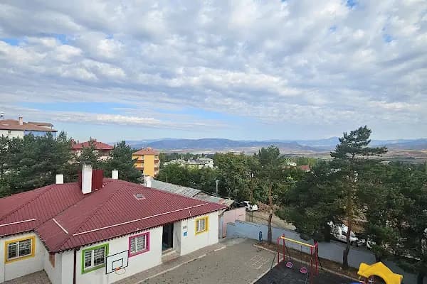 80. Yıl İlkokulu - Okul - Sivas Doğanşar