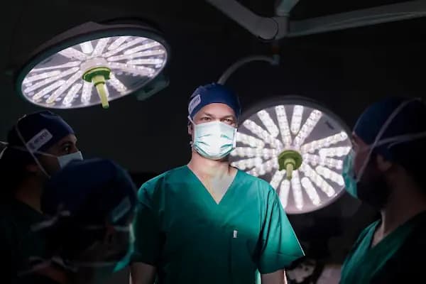 Op. Dr. Ahmet Danacı | Ortopedi Doktoru | Ortopedi Uzmanı | Omuz Doktoru - Ortopedi Cerrahı - İstanbul Beşiktaş