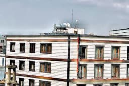 Otel Yaşar