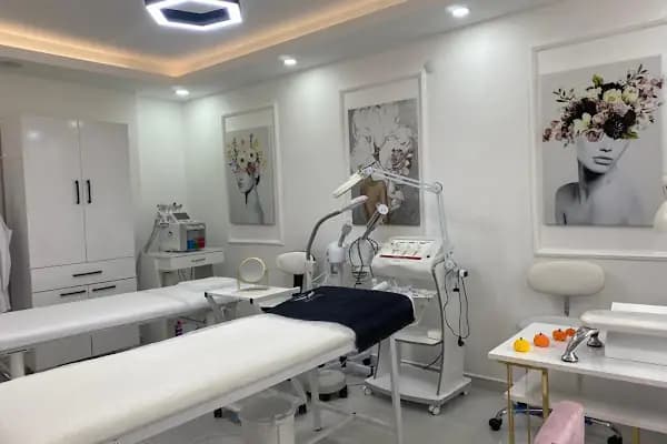 FAZİLET ESTETİK VE GÜZELLİK MERKEZİ - Güzellik Salonu - Mersin Anamur