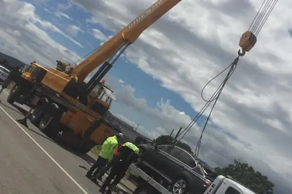 Bergama Dikili Çandarlı Ayvalık Kınık Forklift Vinç Kiralama Hizmetleri - Vinç Kiralama Acentesi - İzmir Aliağa