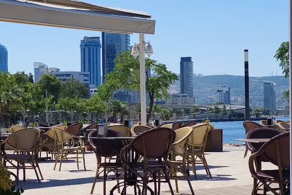 Bayraklı İskele Cafe - Kafe - İzmir Bayraklı