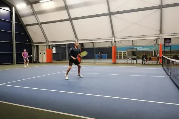 Özel Tenis Kursu - Özel Tenis Dersi - Hilmi Karameşe - Tenis Kulübü - İstanbul Avcılar