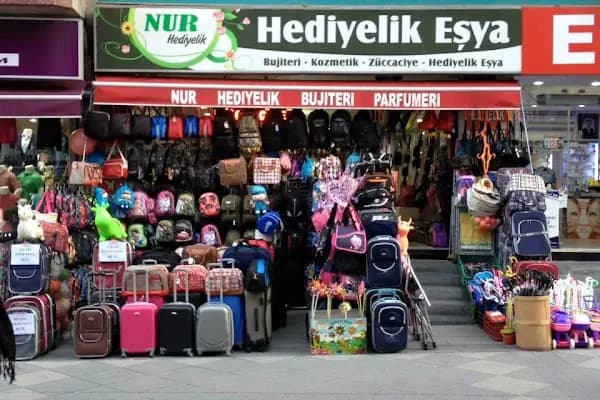 Nur Hediyelik - Hediyelik eşya dükkanı - İstanbul Avcılar