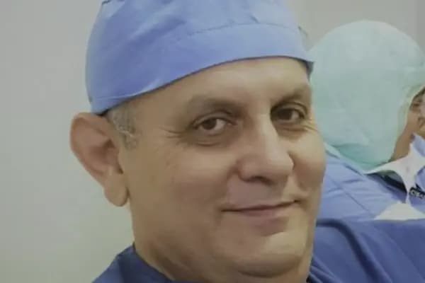 Prof. Dr. Mehmet Faruk Köse, Jinekolojik Onkoloji Cerrahisi - Kadın Hastalıkları ve Doğum Uzmanı - İstanbul Küçükçekmece