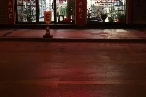 Hilal kaya eczanesi - Eczane - Sakarya Adapazarı