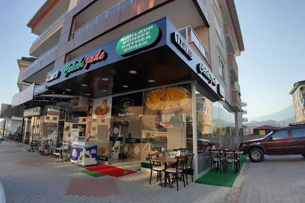 ÇELEBİZADE BAKLAVA, KÜNEFE VE KATMER - Tatlı Dükkanı - Antalya Alanya