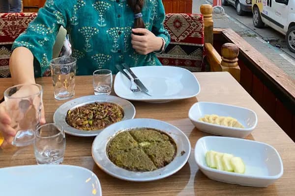 Damla Künefe Halfeti - Tatlıcı - Şanlıurfa Karaköprü