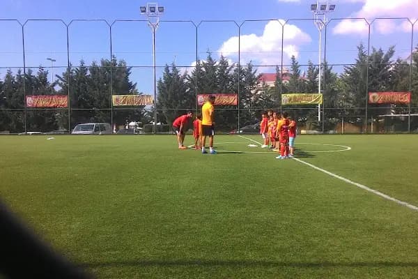 Galatasaray Futbol Okulu Denizköşkler - Futbol Kulübü - İstanbul Küçükçekmece