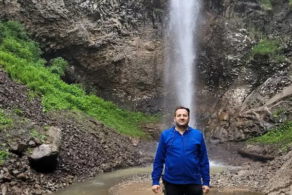 Çamlıdüz Uçarsu Şelalesi - Turistik Yer - Trabzon Araklı