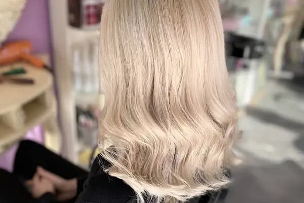 Hair Gloss Kuaför - Kuaför - İzmir Ödemiş